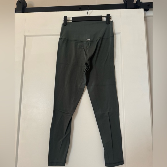 Offline by Aerie Real Me High Waisted Legging - Picture 2 of 10